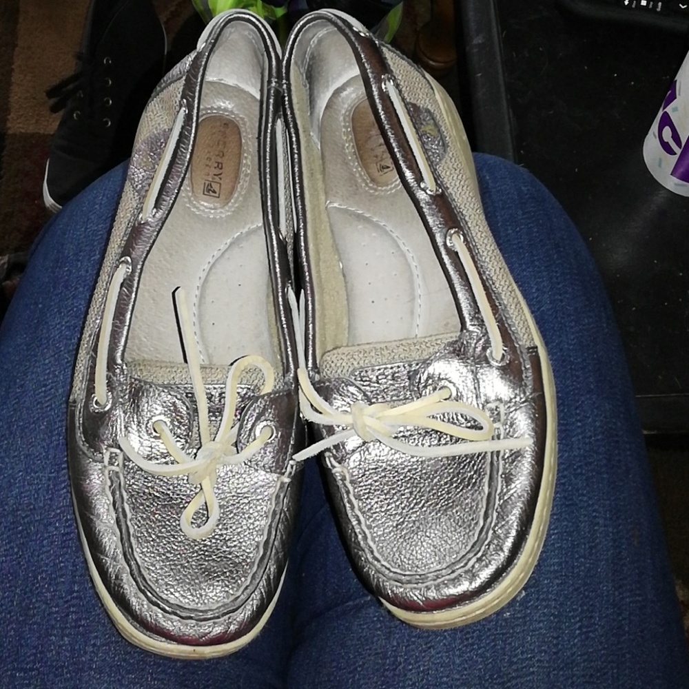 Size 9 Metallic Silver Sperry's
